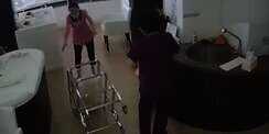 Terekam CCTV, Suster Rumah Sakit Jatuhkan Bayi