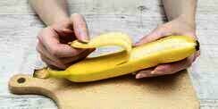 Geger Pisang Disuntik Darah Terinfeksi HIV, Ternyata...
