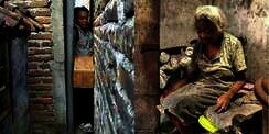 Jalan ke Rumah Sri Mulyani Hanya Selebar Badan