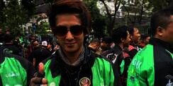 Kisah Mantan Personel Boy Band yang Jadi Driver Ojek Online