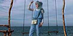 Sha Hasan: Pilihan Jumpsuit Cocok untuk Ke Pantai