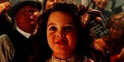 Ingat Gadis Kecil di Film Titanic? Begini Penampilannya Kini