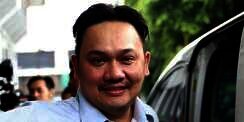 Mengaku Dikeroyok Vicky, Farhat: Saya Luka Fisik dan Psikis
