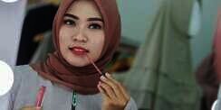 12 Makeup yang Wajib Dimiliki Pemula