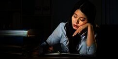 Lembur 6 Jam Sehari, Pegawai Wanita Meninggal