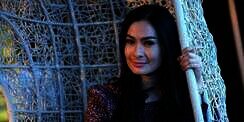 Seksi, 5 Artis Wanita dengan Kumis Tipis
