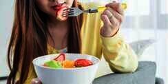 Makanan yang Bikin `Adem` Saat Panas Dalam, Apa Aja?
