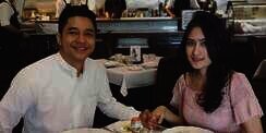 Beri Pacar Tas Mewah, Ekspresi Adly Fairuz Jadi Sorotan
