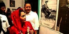 Gaya Pidato Bung Karno ala Puti Guntur 