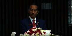 Anggota Parlemen Pakistan Pukuli Meja Saat Jokowi Pidato