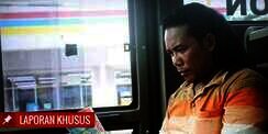 Kisah Sopir Bus Sangar Hidupi Madrasah dari Jalanan