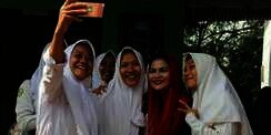 Kekerasan Siswa Pada Guru, Puti Guntur Ingatkan Peran Orangtua