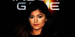 Sekali Kylie Jenner Nge-Tweet, Snapchat Babak Belur