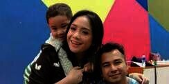 Raffi Ahmad Posting Foto Rafathar dan Nagita Banjir Ucapan Doa