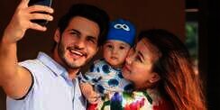 Ravi Bhatia dan Pramugari Indonesia Dikaruniai Bayi Laki-laki