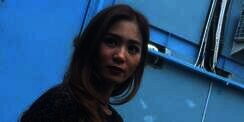 Ngamuk Foto Keluarga Dicibir, Bunga Zainal: Kamu Kolot Banget!