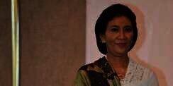 Ssst...Menteri Susi Pudjiastuti Ternyata Senang Dandan