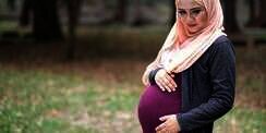 Baru 3 Bulan Nikah dan Hamil, Dicerai Suami yang Gila Pelakor