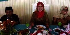Pengantin Sendirian di Pelaminan, Alasan Suami Bikin Geregetan
