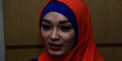 Dari Biduan Kampung, Zaskia Gotik Jadi Artis Tajir Melintir