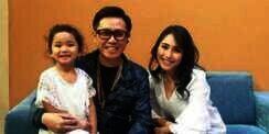 Eko Patrio Unggah Foto Ayu Ting Ting, Bagian Perut Disorot