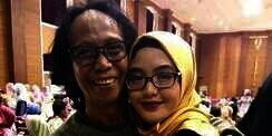 Tak Pernah Tersorot, Ini Pesona Cantiknya Putri Pelawak Mandra
