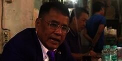 Punya Sepatu Mirip Farhat Abbas, Ini Reaksi Lucu Hotman Paris