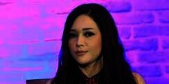 Tak Rela Dimadu, 4 Artis Cantik Ini Rela Melepas Sang Suami