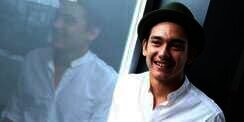 Dianggap Sindir 'Dilan', Adipati Dolken Tuai Kritikan Tajam