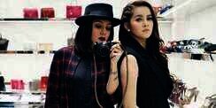 Pesona Cinta Ramlan, Adik Olla yang Jadi Musisi