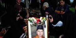 Obrolan Terakhir Olla Ramlan dan Sang Ayah: `Kemana Sayang?`