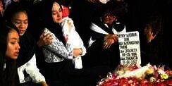 Lebaran Tanpa Suami, Ririn Ekawati Lebih Ikhlas