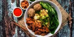 Nikmati Lezatnya Mi Ayam Buat Menu Sahur