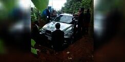 Mobil BMW Rp1 Miliar Dijadikan Peti Mati Sang Ayah