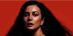 Jadi Model Cover Majalah, Astrid Tiar Disangka Kendall Jenner