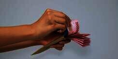 Camkan! 5 Etika Pinjam Uang ke Kerabat atau Sahabat