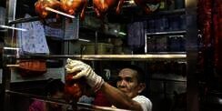 Waduh! Harga Daging Ayam Meroket, Rp50 Ribu per Kg!