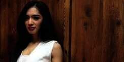Heboh Video Angel Karamoy Gandeng Pria di Mal