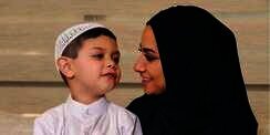Terapkan Cara Islami Agar Anak Betah di Rumah