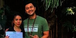 Wanita yang Tewas Bersama Keluarganya di Palembang Pernah Foto Bareng Anjasmara
