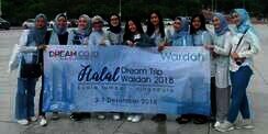 Keseruan Halal DreamTrip Wardah 2018, Terpesona Masjid Pink Malaysia
