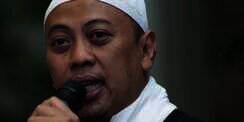 Heboh Undangan Pernikahan Opick 'Tombo Ati'