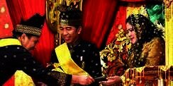 Diberi Gelar Bangsawan Riau, Jokowi Ingat Sumpah Presiden