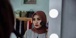 Pentingnya Label Halal untuk Kosmetik