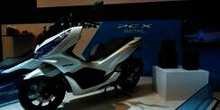 Kalah Lincah, Gesits Disalip Honda PCX Listrik?