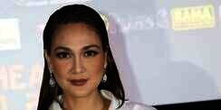 Luna Maya Corat-coret Tas Hermes dengan Curhatan
