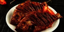 Trik Bebas dari Letupan Minyak Saat Menggoreng Ikan
