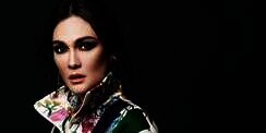Begini Curhat Luna Maya Saat Umroh di Tanah Suci