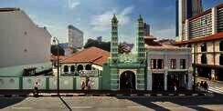 Menyusuri Sejarah Masjid Jamae, Tertua di Singapura