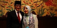 Sandiaga Uno 'Dilamar' Mahasiswi Cantik, Lihat Reaksi Mpok Nur